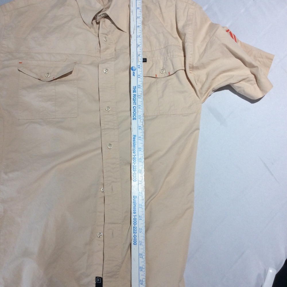 🌲Rocawear short sleeve shirt - Picture 3 of 8